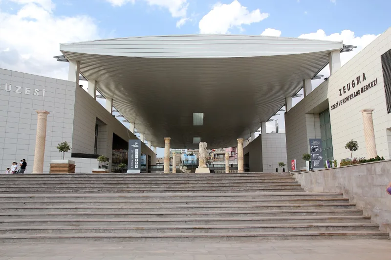 Musée de Narlykuyu — mosaïque « Les trois Grâces » à Silifke